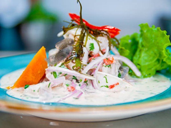 Cebiche de pejerrey con jengibre